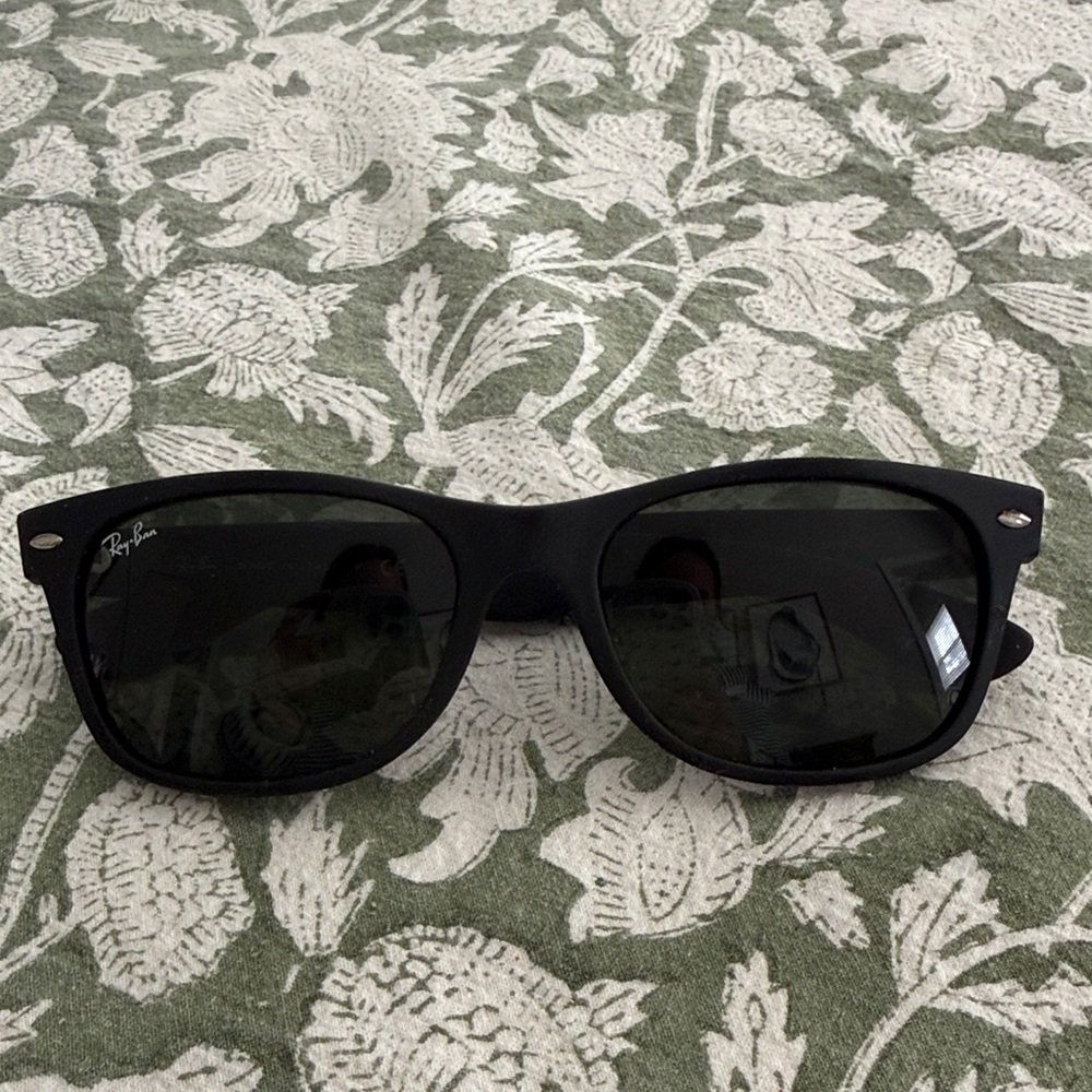 Ray-Ban Matte Black Sunglasses with Dark Lenses